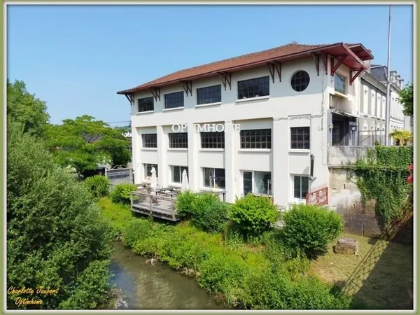 Restaurant + appartement à vendre CHALAIS (16)
