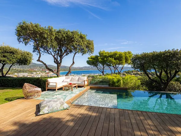 Villa 13 pièces 330 m²