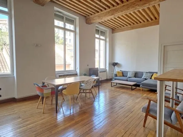 Appartement T2 bis . 63 m2 . Croix Rousse Est Hôpital