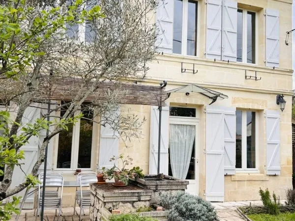 Maison de charme de 113 m2- Trois chambres