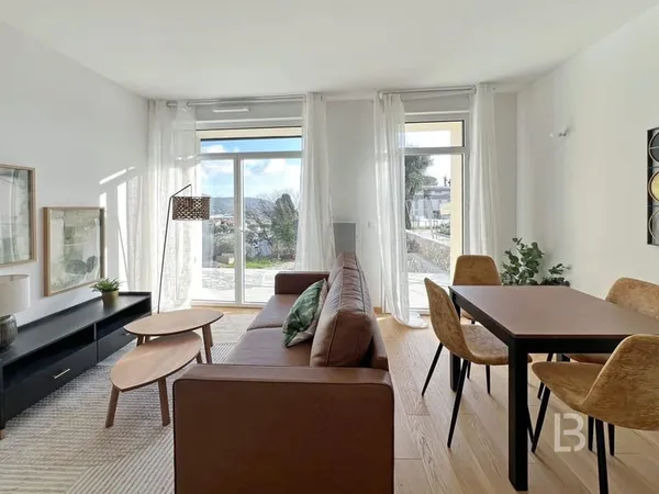 Nice Rimiez Studio Dernier Etage entièrement rénové avec Balc