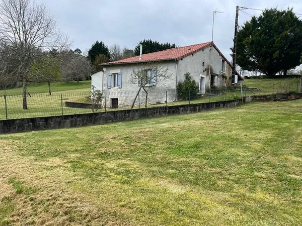 Ensemble immobilier 5 pièce(s) 137 m2