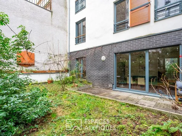 Un écrin de verdure confidentiel avec jardin