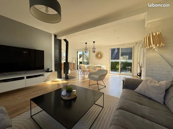 Maison rénovée entièrement - Grande pièce de vie 52 m² - Jardin plein sud