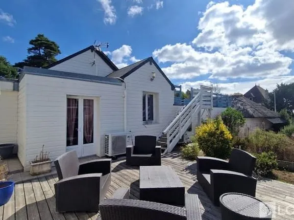Maison 8 pièces 195 m²