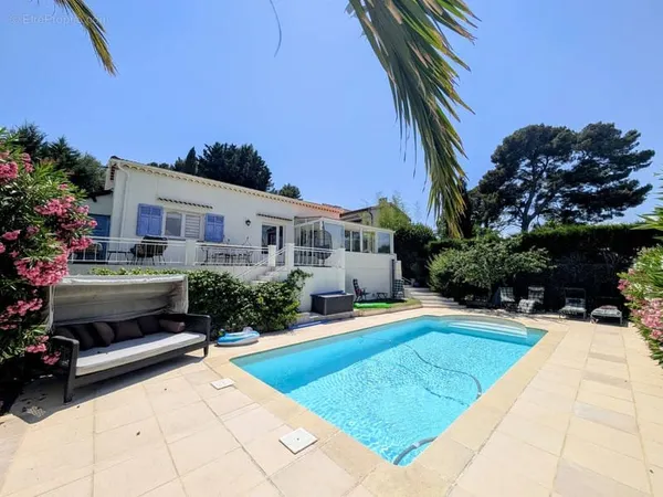 Villa 4 pièces avec piscine Draguignan