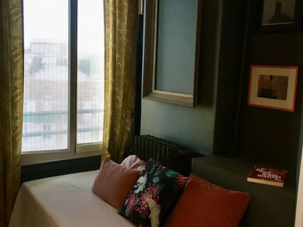 Chambre de service 1 pièce 8 m²
