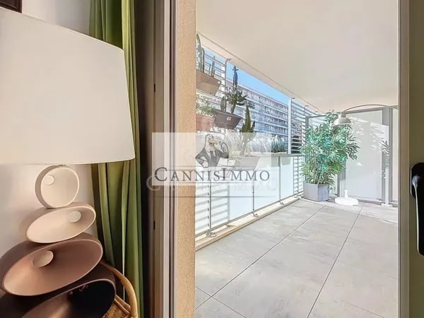 APPARTEMENT 3P TERRASSE JUAN LES PINS PROCHES PLAGES