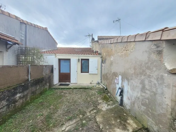 Maison 2 chambres avec jardin clos