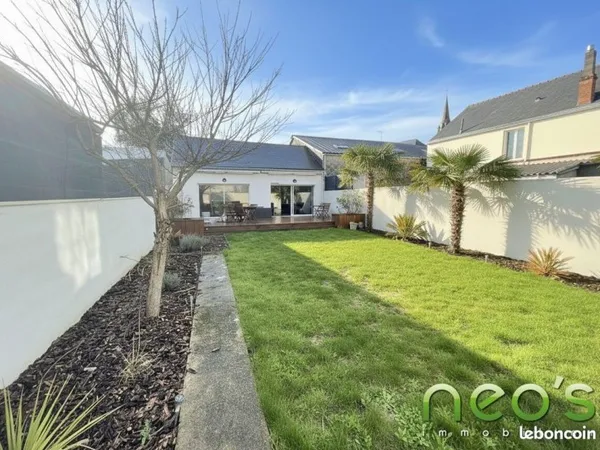 Maison 8 pièces 240 m²