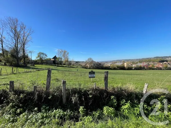 Terrain 1500 m²