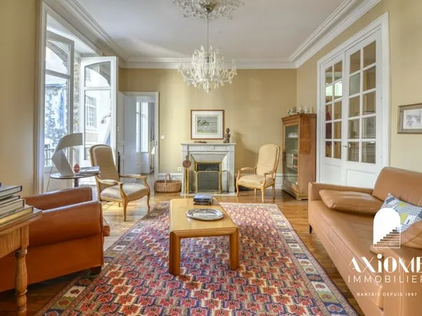 Appartement 5 pièce(s)