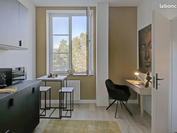 Appartement neuf meublé 22.3 m² - 2 Pièces - Écully (69130)