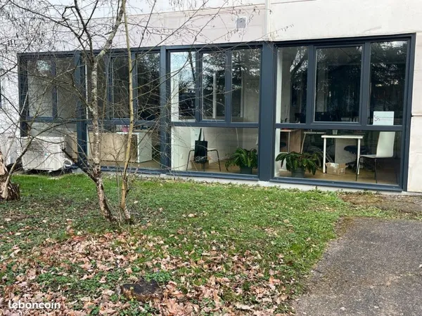250m2 BUREAUX SUD DE BLOIS