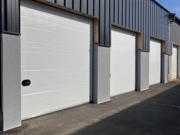 Box de stockage / garage / entrepôt