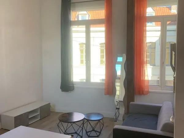 T2 lumineux en hyper centre de Valenciennes