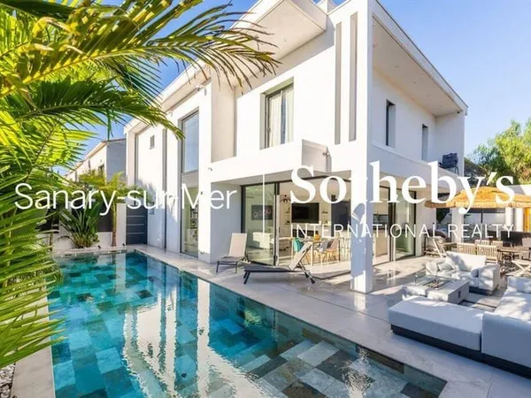 Villa 7 pièces 169 m²