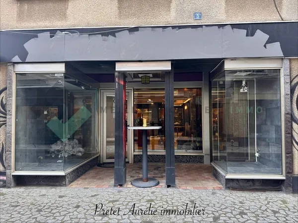 Local commercial 65 m²