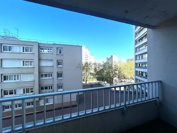 Appartement 1 pièce 28 m²
