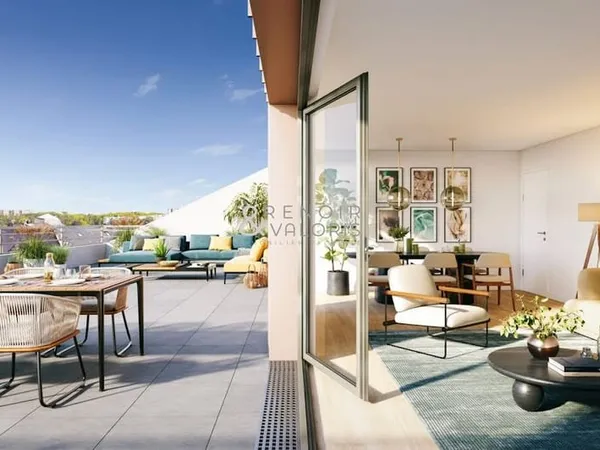 Duplex 5 pièces 144 m²