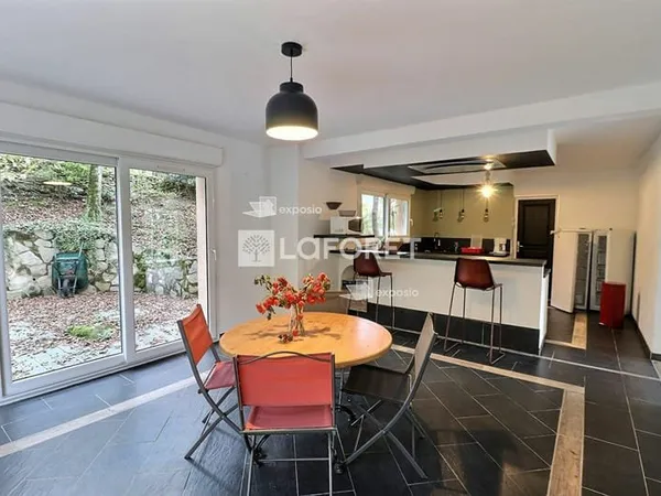 Maison Nanteau-sur-essonne 7 pièce(s) 146 m2