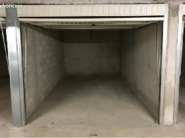 Garage fermé