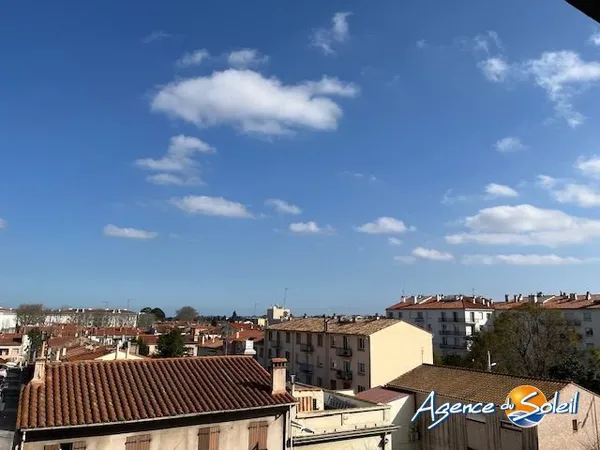 UN APPARTEMENT T2