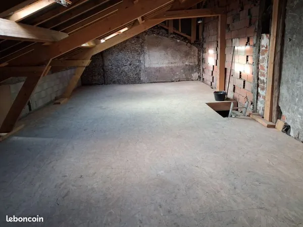 Immeuble 3 pièces 150 m²