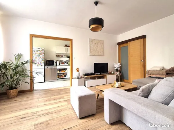 Appartement 3 pièces 77 m²