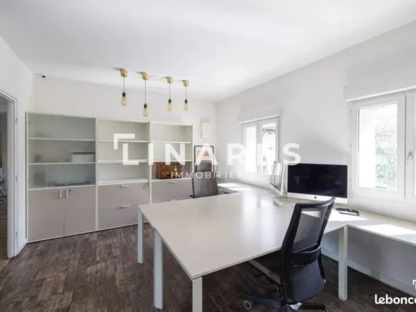 Bureaux 67 m² Marseille 11ème