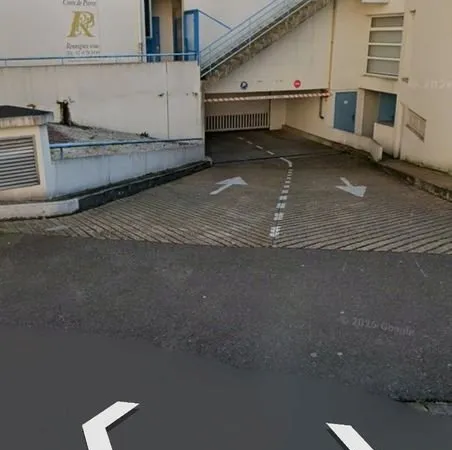 Sous location garage moto / meubles