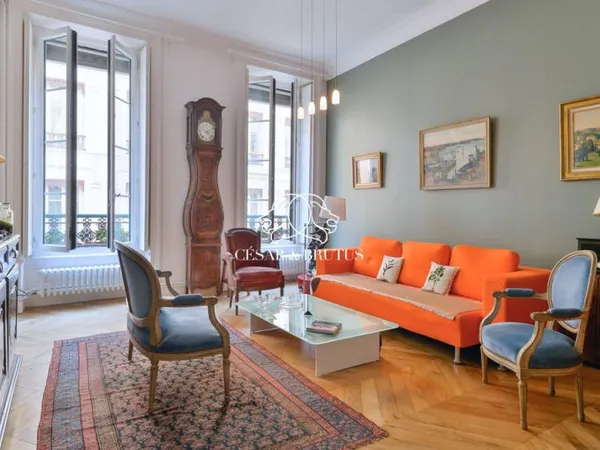 Ainay - appartemnet de 172 m² - 4 chambres