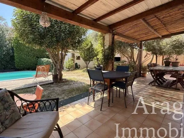 Villa 5 pièces 145 m²