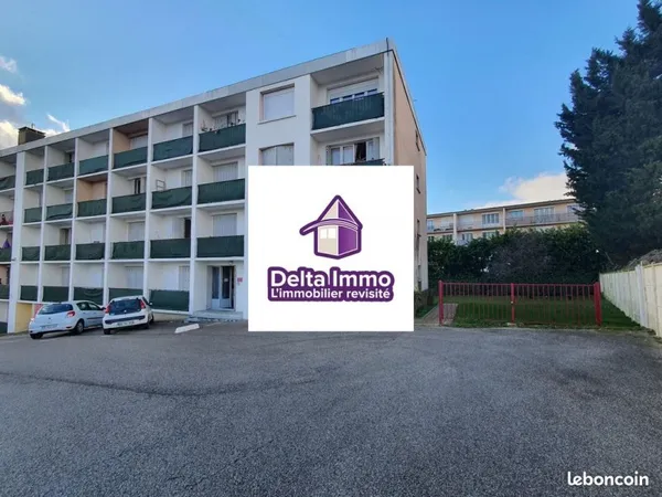 Studio 1 pièce 14 m²