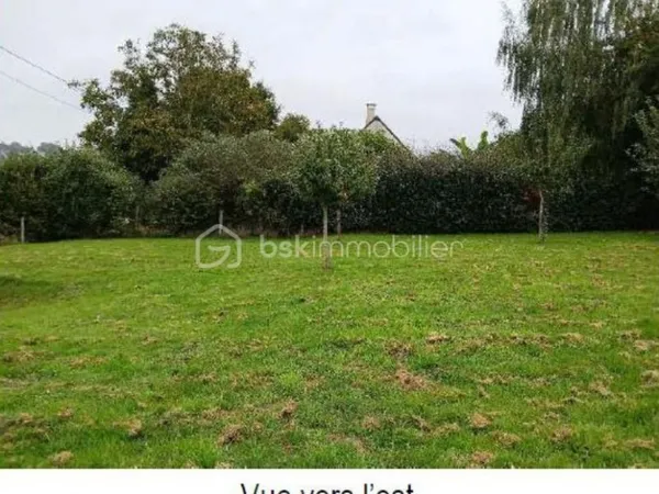 Terrain 837 m²