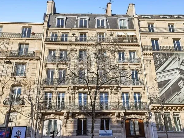 Bureaux 168 m²