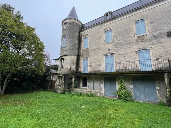 Immeuble 7 pièces 332 m²