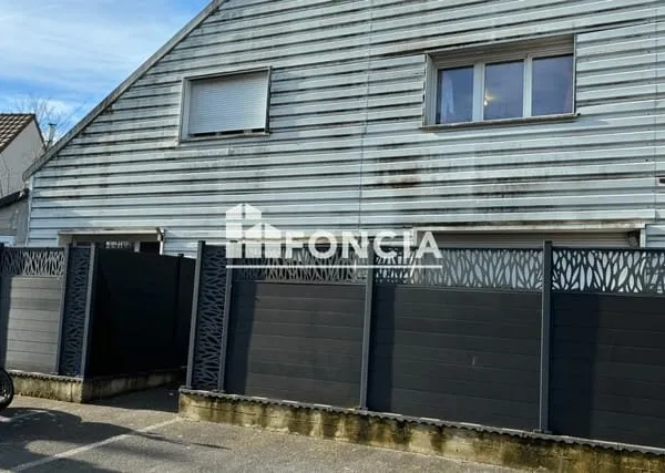 IMMEUBLE INVESTISSEMENT LOCATIF BRUNOY TRES BELLE RENTABILITE