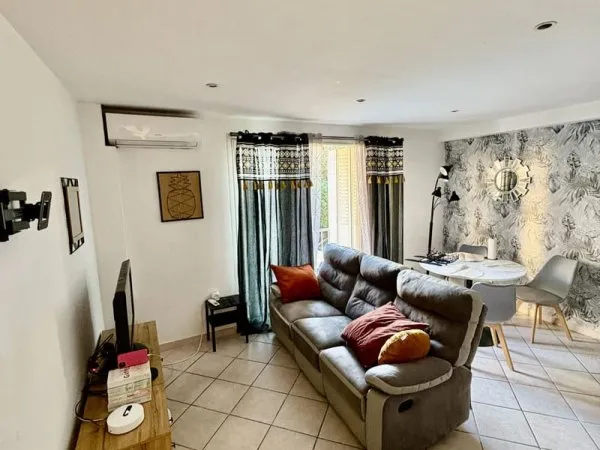 À Vendre 4 Pièces 72,72 m2 Nice (6 rue de la Gendarmerie