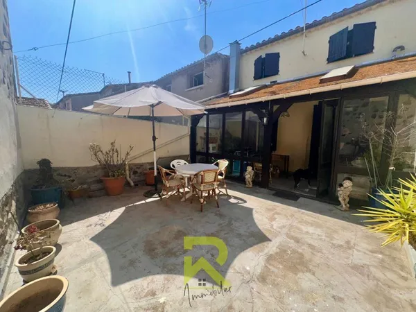 Agde cinéma, belle vigneronne de 170m2, séjour 80m2, véranda
