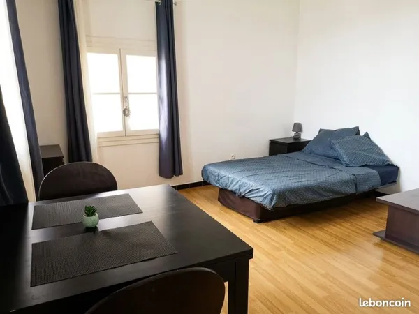 Beau studio 28m2 intramuros Avignon