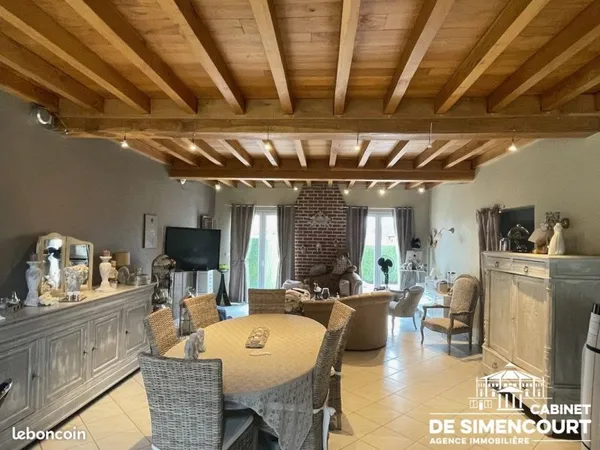 Pavillon 5 pièces 221 m²