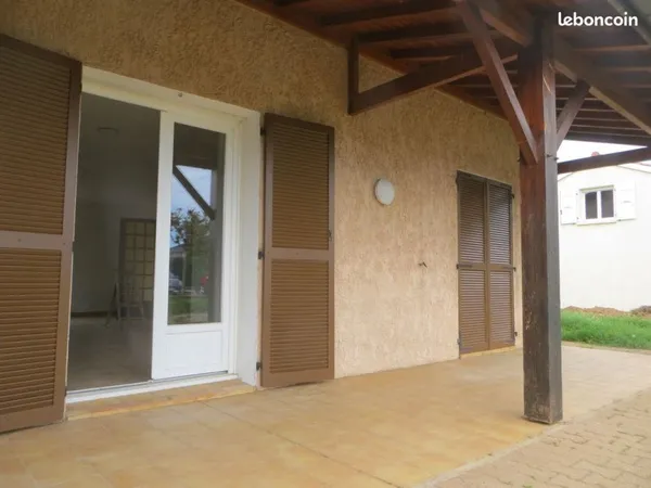 Maison ST BONNET DE MURE