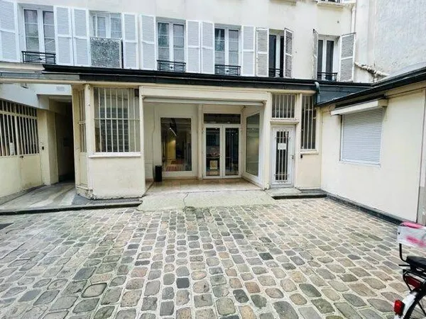 Bureaux 177 m²