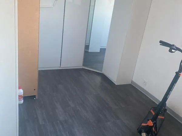 Loue une chambre dans mon appart pour etudiante