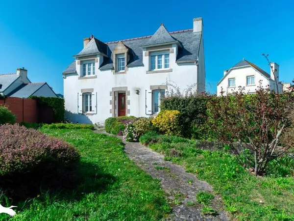 Maison en pierre de 4 pièces principales
