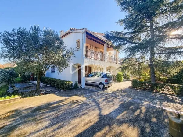 VILLA T8- LE CRES