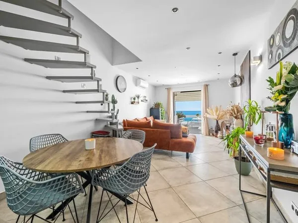 CAP D'AIL | 3 PIECES | 80m2 | VUE MER PANORAMIQUE MER
