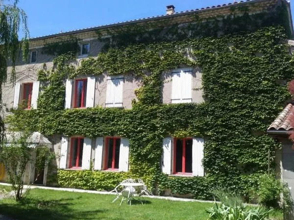 Maison 8 pièces 280 m²