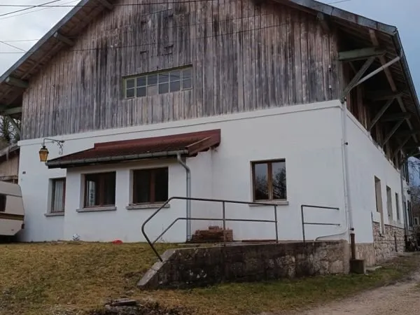 Titre de l'annonce : Domaine de caractère 500 m² au coeur du Parc Naturel du Haut-Jura (Samiset)